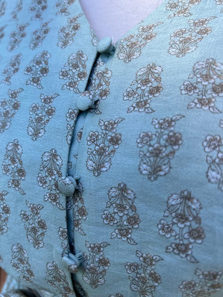 Vintage Floral Print Set (Blouse and Skirt)