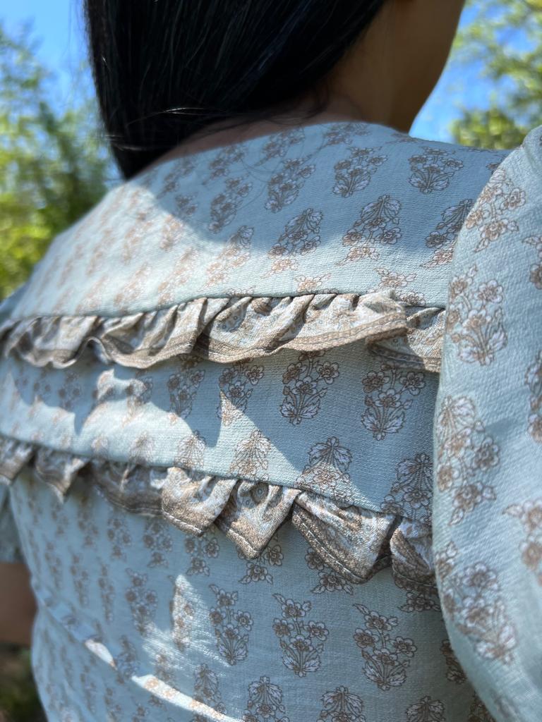 Vintage Floral Print Set (Blouse and Skirt)