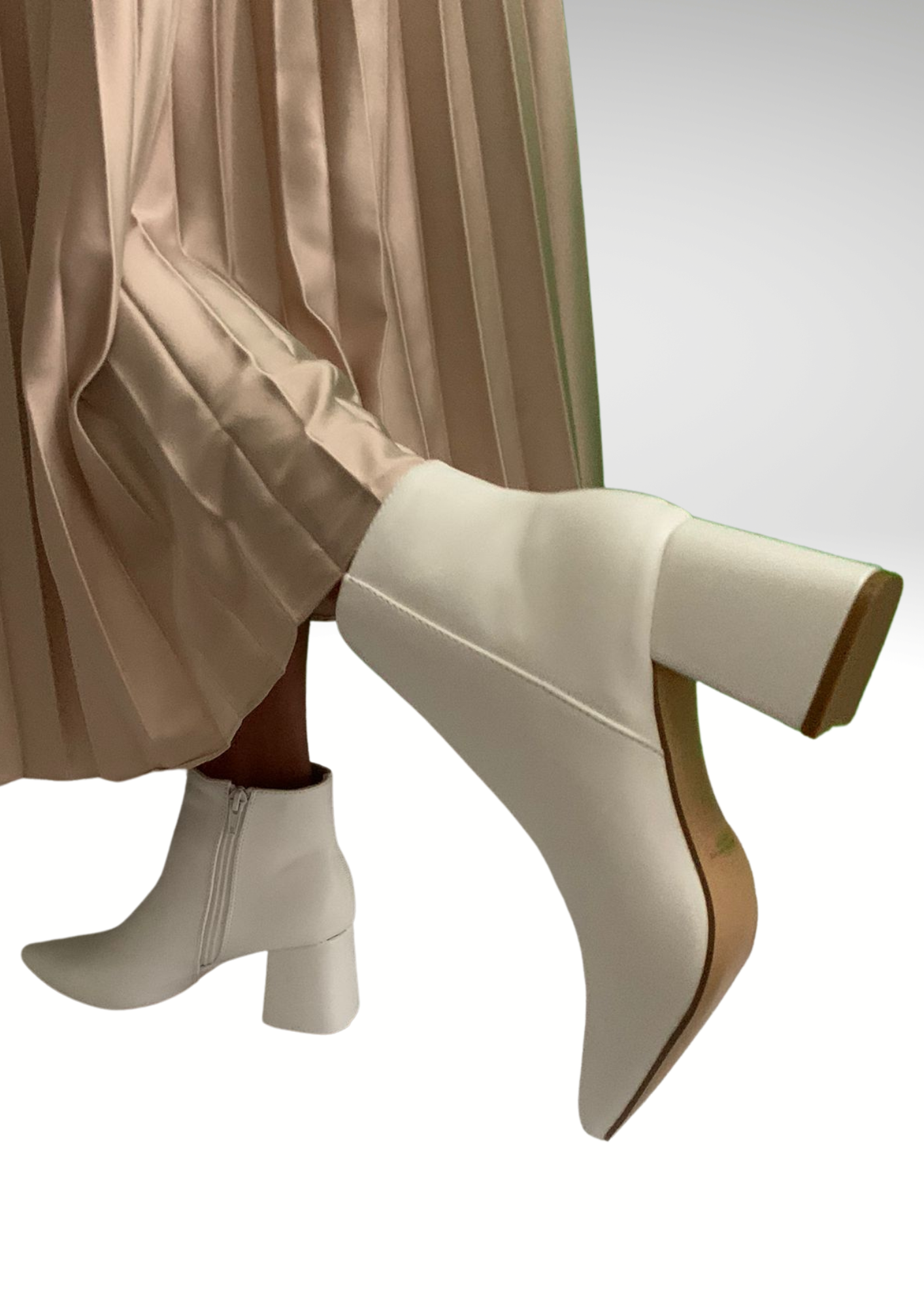 Snow White booties